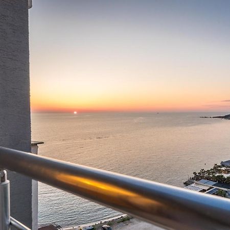 Blue Heaven -Full Sea View Brand New Apartment Дуррес Екстер'єр фото