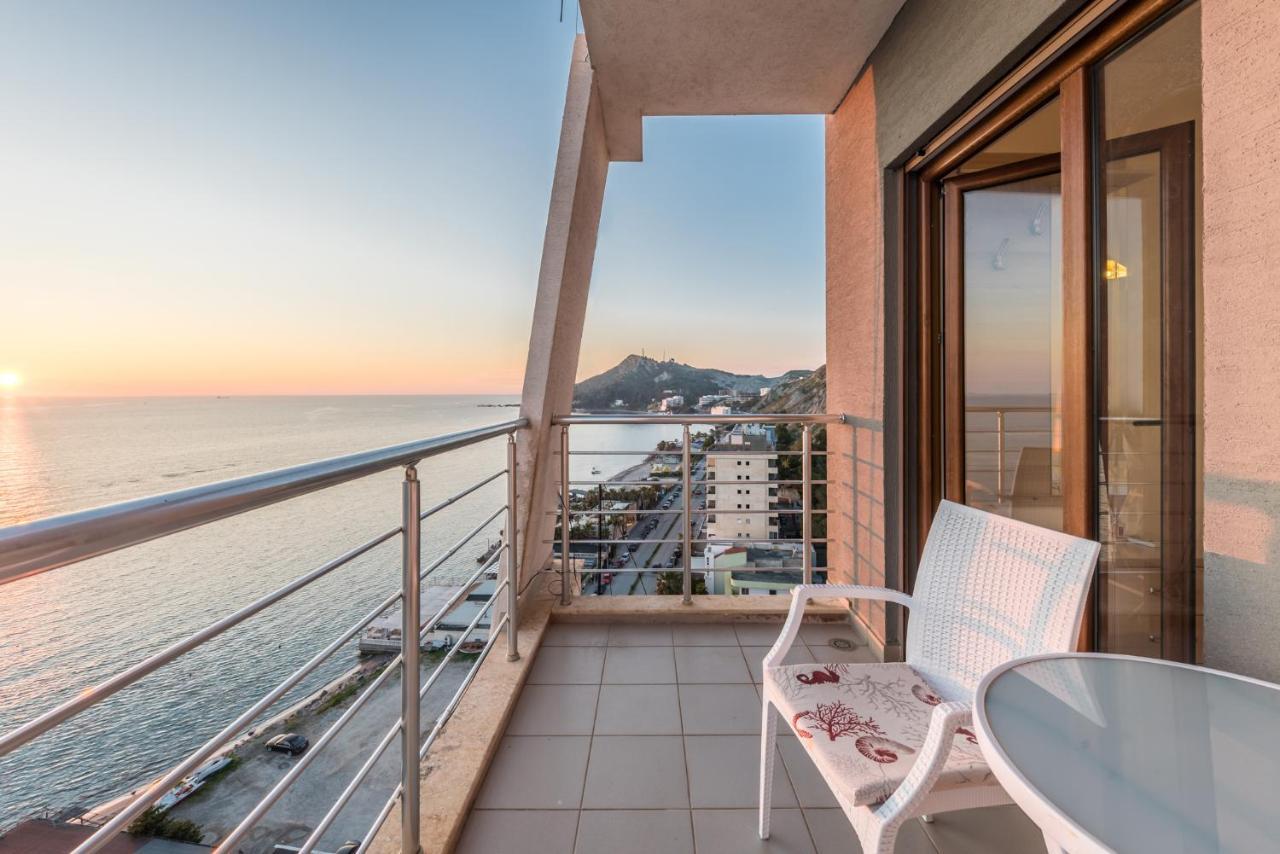 Blue Heaven -Full Sea View Brand New Apartment Дуррес Екстер'єр фото