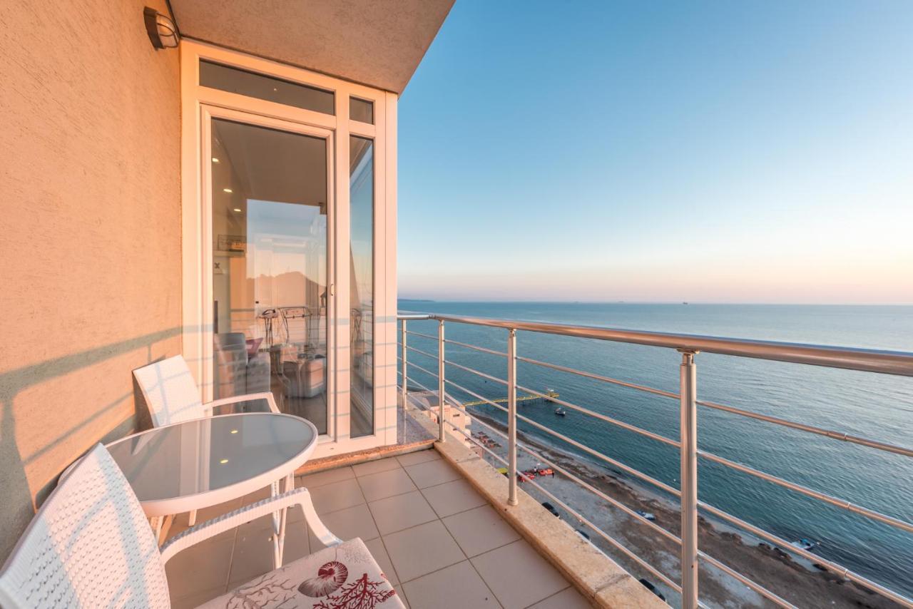 Blue Heaven -Full Sea View Brand New Apartment Дуррес Екстер'єр фото