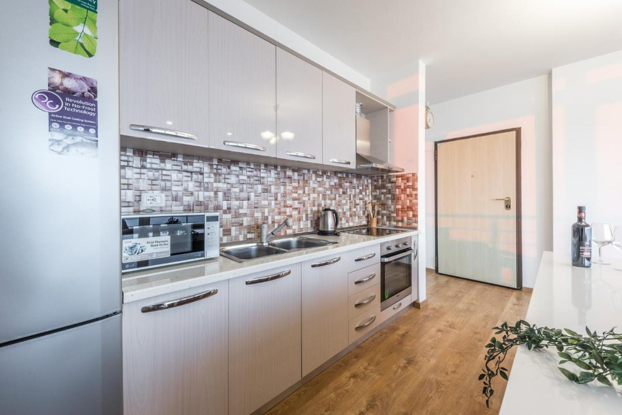 Blue Heaven -Full Sea View Brand New Apartment Дуррес Екстер'єр фото