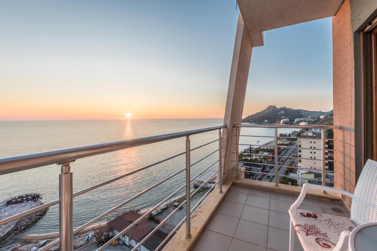 Blue Heaven -Full Sea View Brand New Apartment Дуррес Екстер'єр фото